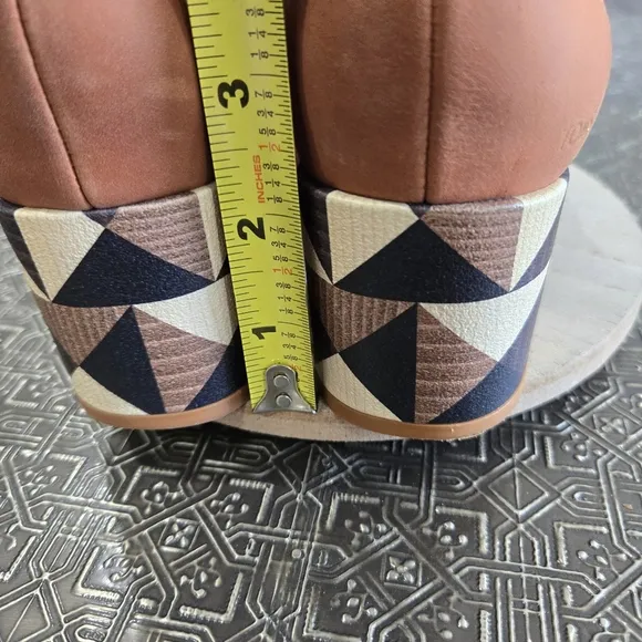 🐢 Toms Emmy 10014193 Womens Brown Nubuck Zipper Ankle &amp; Booties Boots Size W6