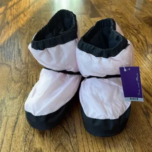 BNWT Bloch kids PINK warm up booties