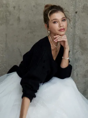 Bridal wool cardigan with long ties