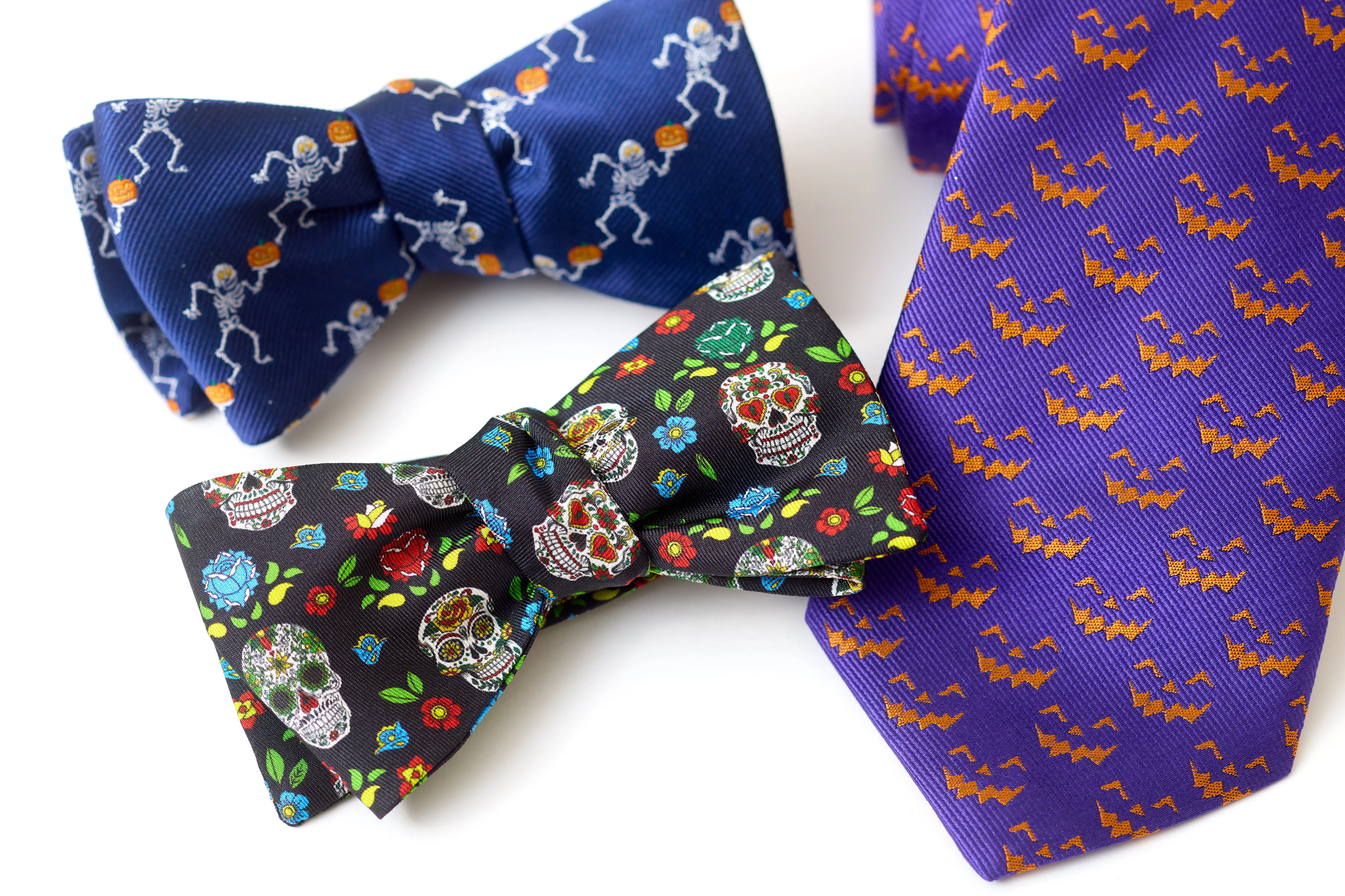 Calaveritas - bow ties