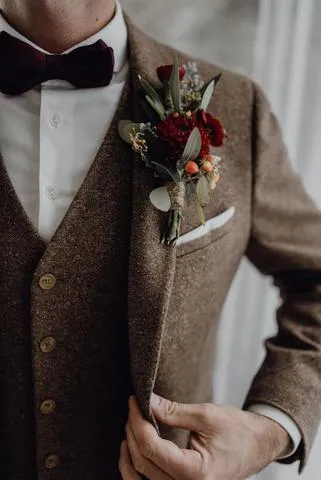 Carter Tweed Burgundy Red Bow Tie and Pocket Square Set
