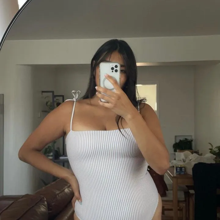 Classic One Piece - Brown & White