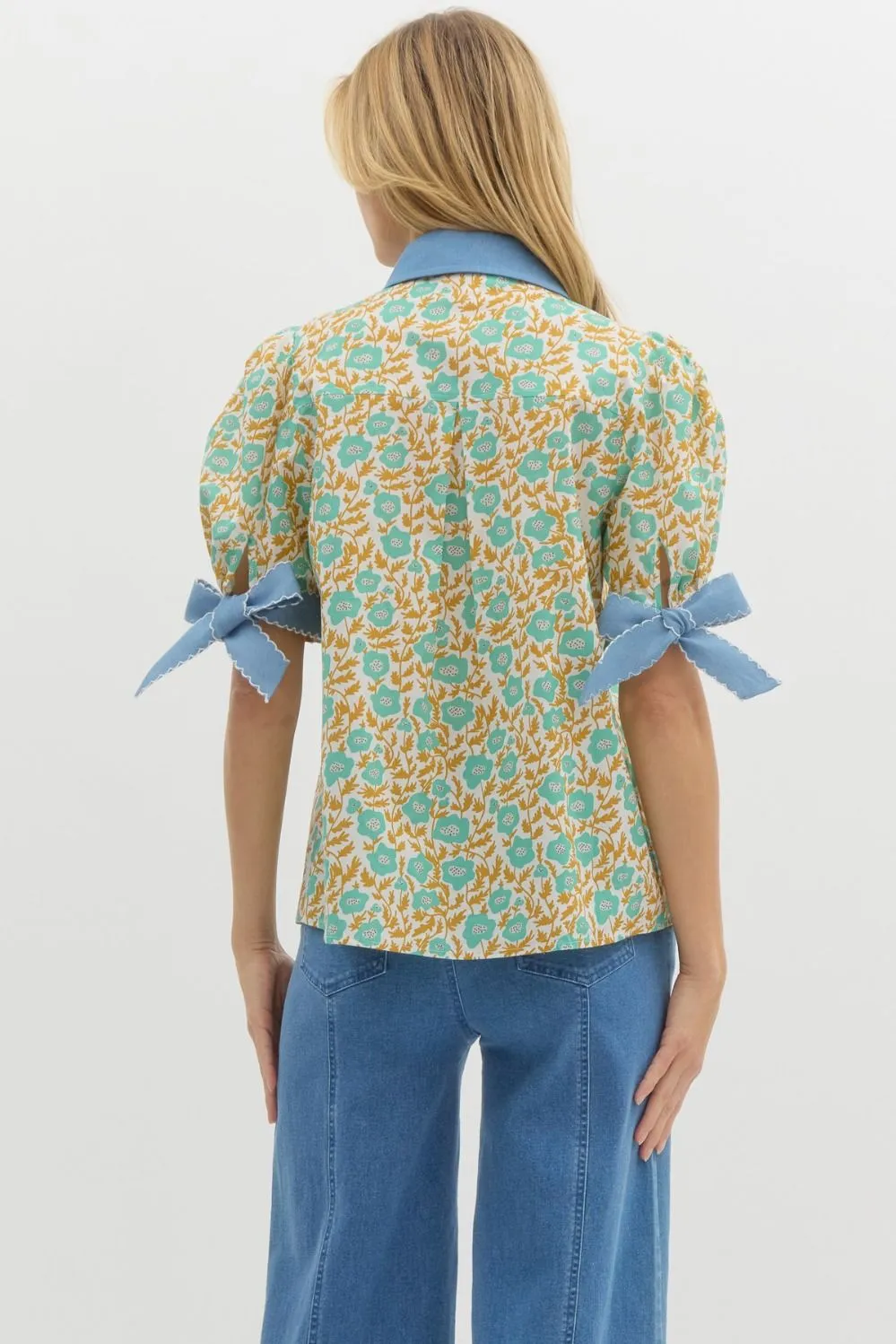 Contrast Collar Floral Top