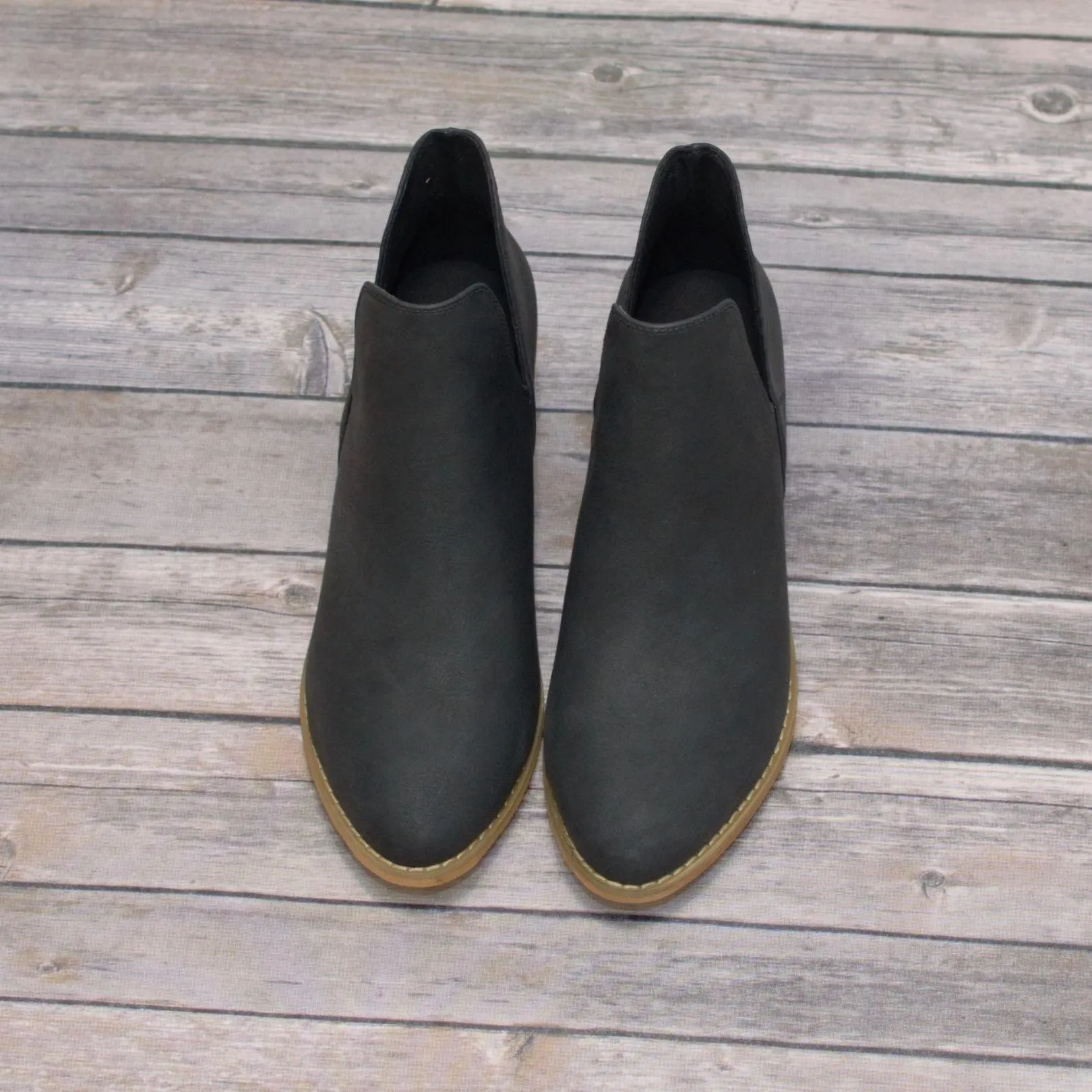 Corkys Black Crocodile Leather Wayland Ankle Booties