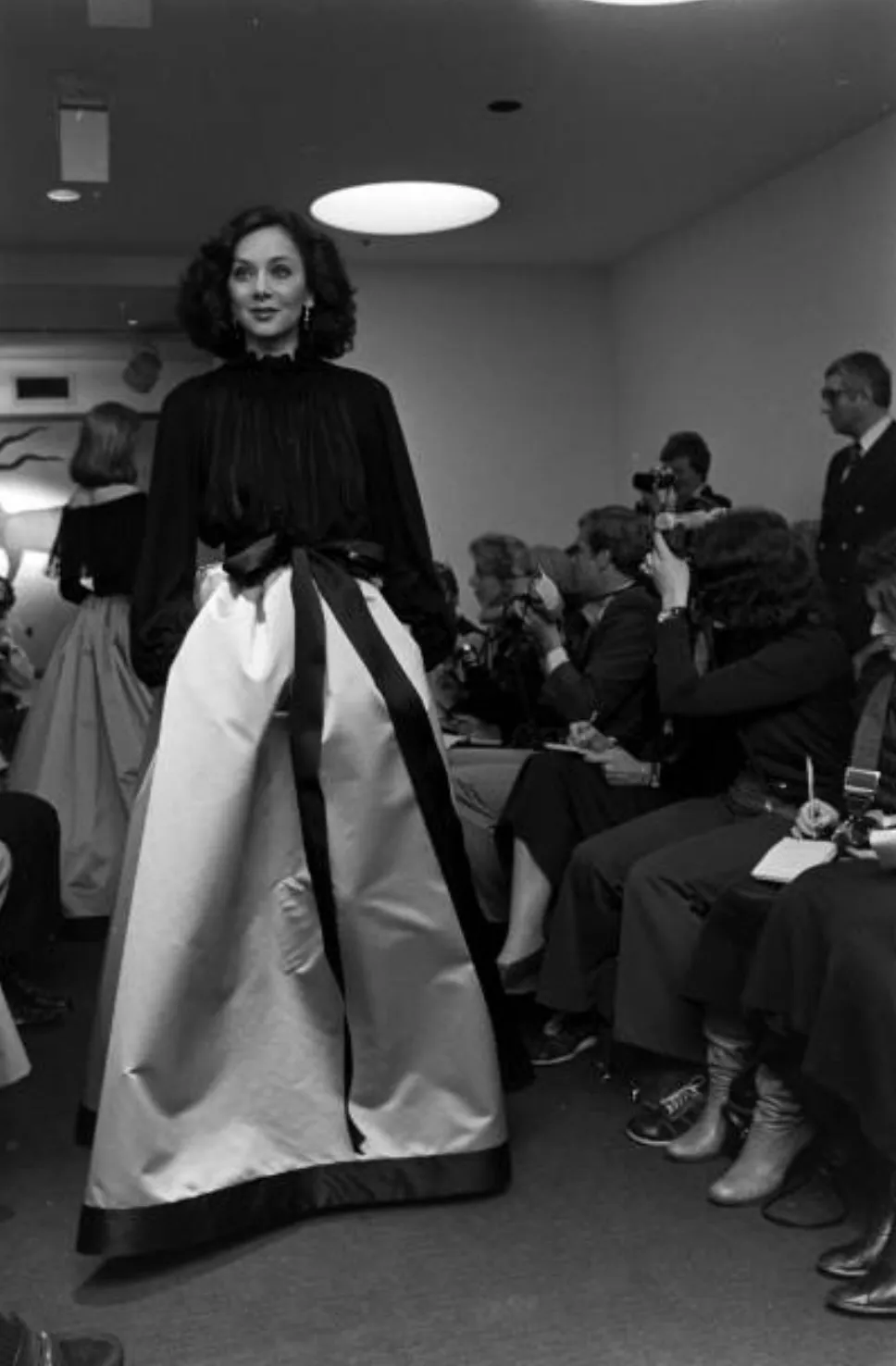 Fall 1977 Bill Blass Couture Full Pink Silk Satin Skirt & Black Top Dress Set