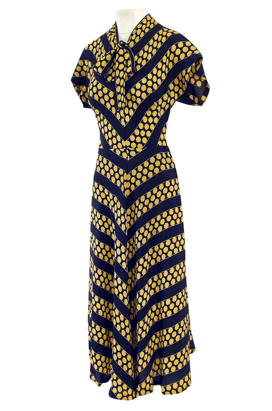 Gorgeous 1940s Yellow Dot & Deep Navy Black Chevron Print Silk Swing Dress