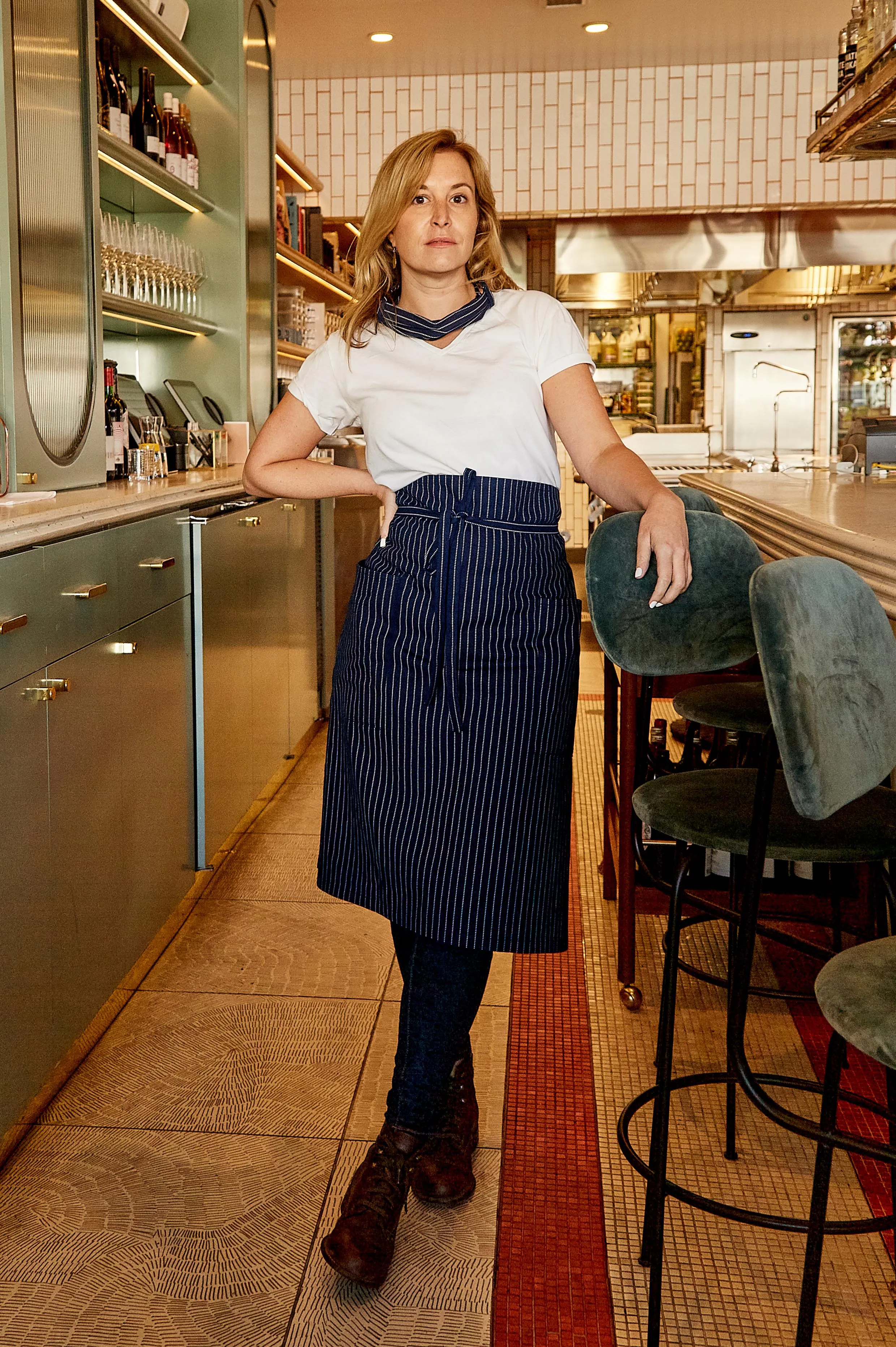 Kenwood Bistro Apron ⏤ Wabash Dot