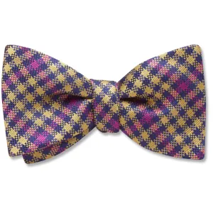 Loch Turret - bow ties