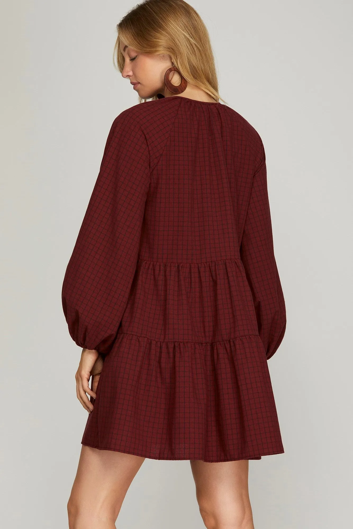 LONG SLEEVE WOVEN PLAID TIE FRONT TIERED DRESS WITH POCKETS