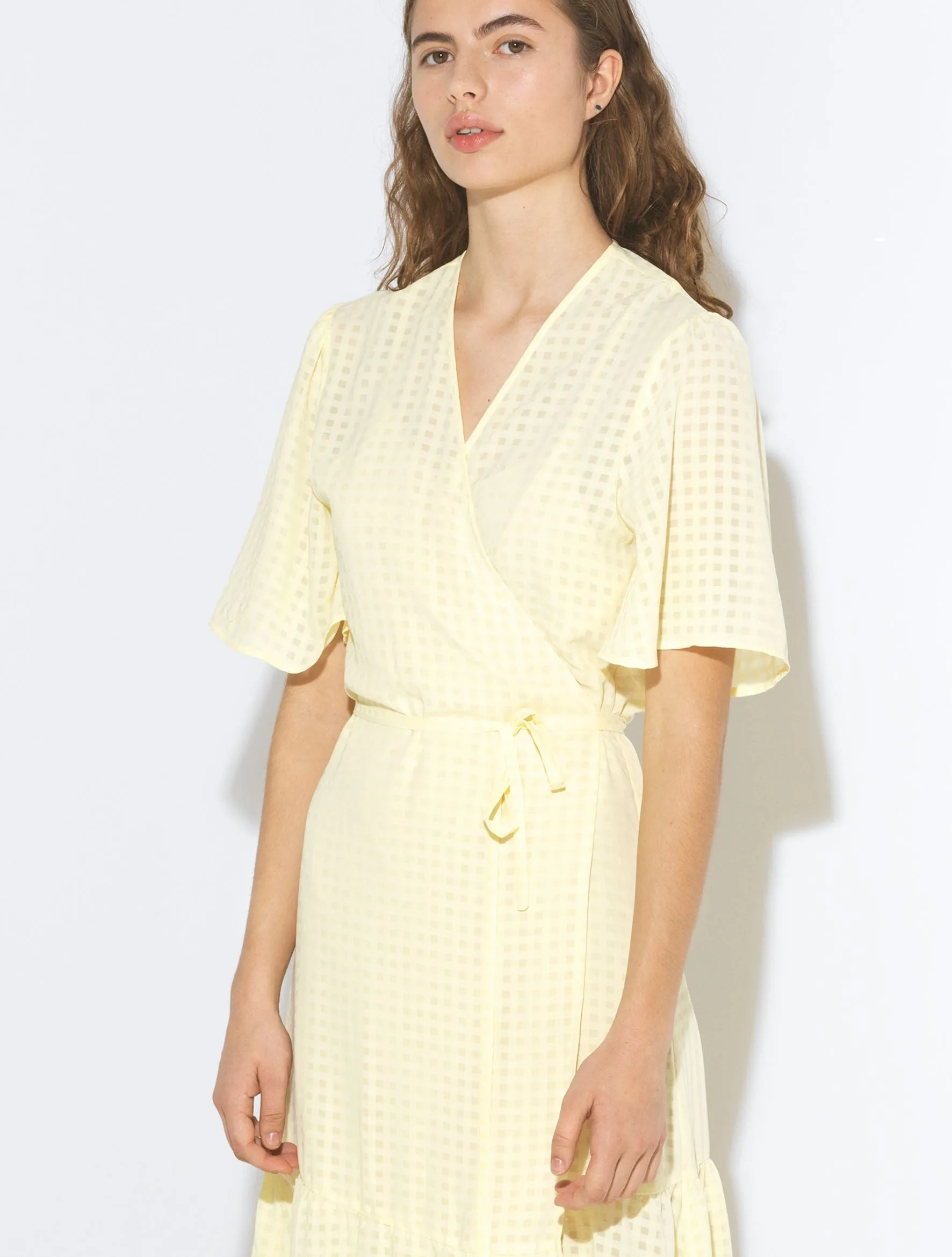 Lucent Noralla Dress