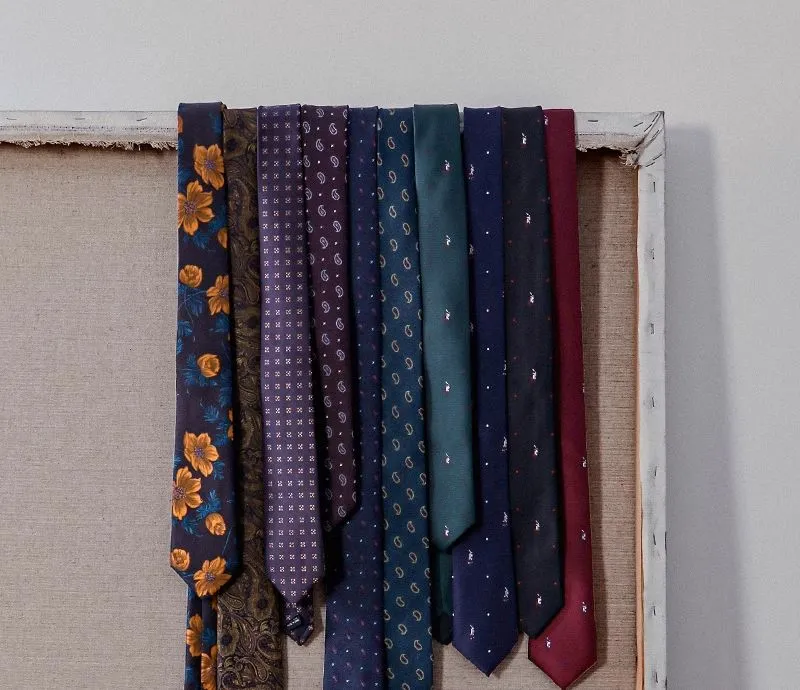 Men's Classic Patterned Tie