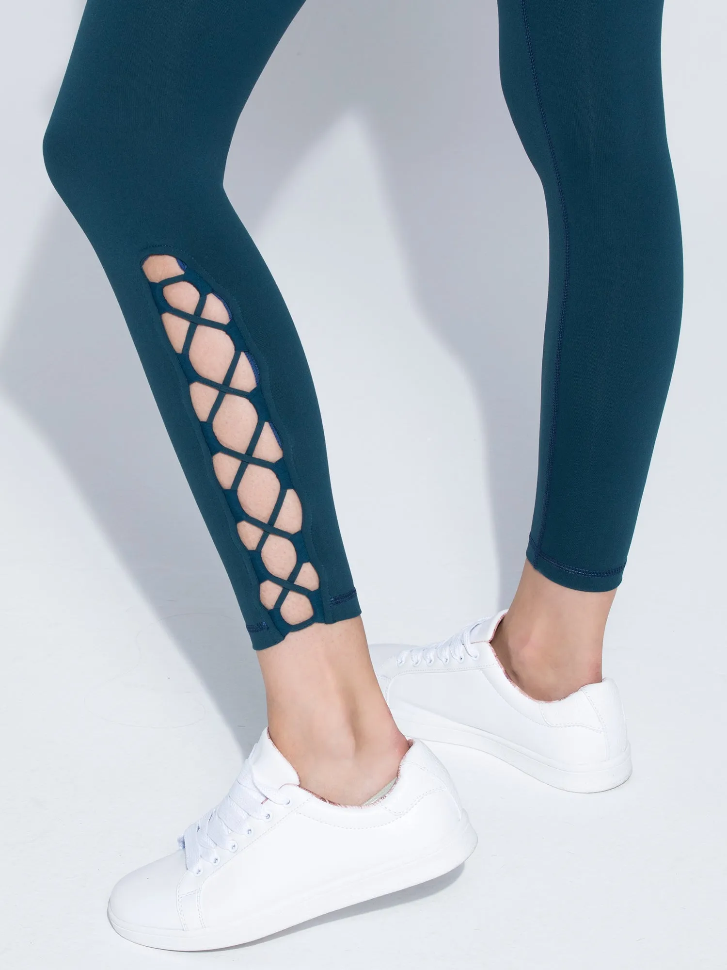 MUSE ANKLE CROPS, LAKE