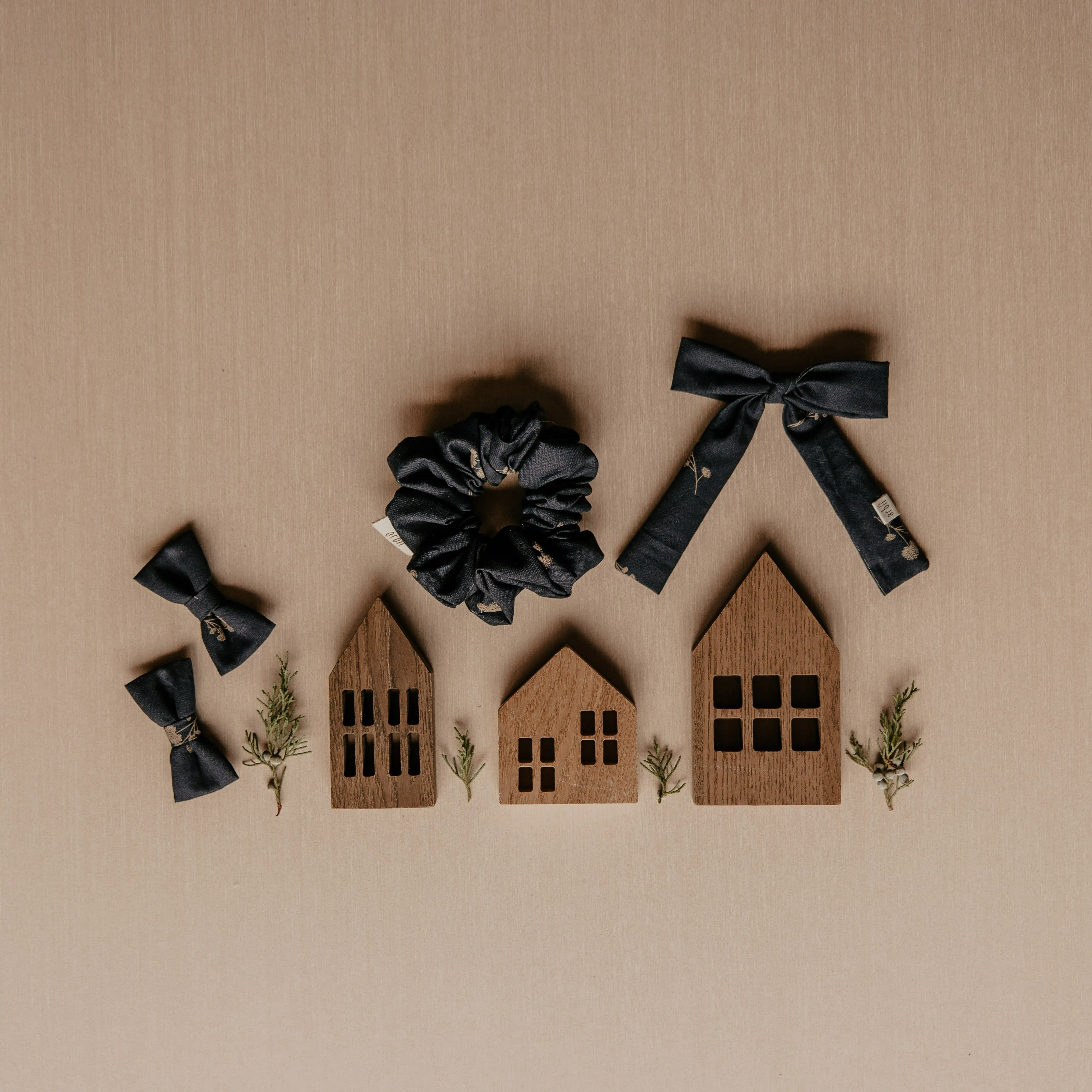 Navy Print Scrunchie