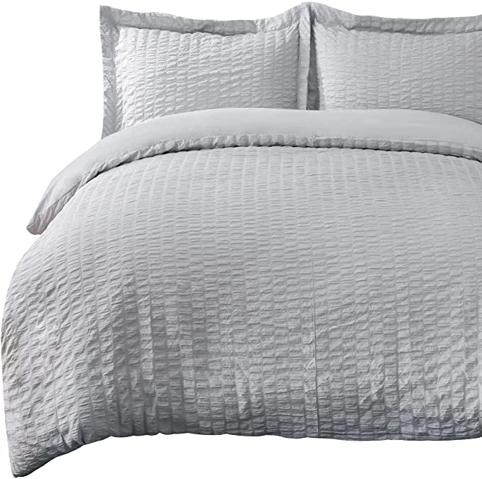 New in package! Bedsure Grey Duvet Cover Set Queen Size (90 x 90 inches) - Seersucker Stripe - 3 Pieces (1 Duvet Cover   2 Pillow Shams), Light Grey - Ultra Soft Microfiber - Duvet Covers with Zipper Closure, Corner Ties