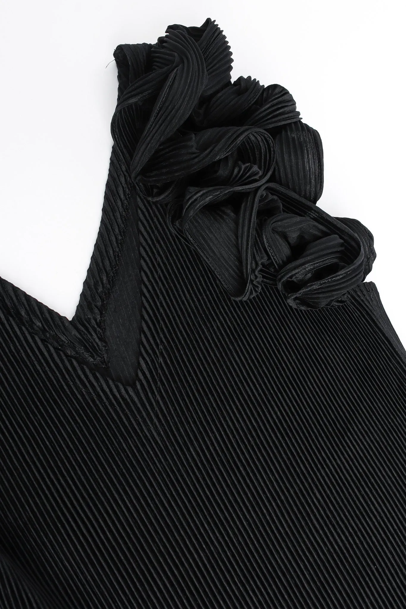 Plissé Pleat Tank & Scarf Set