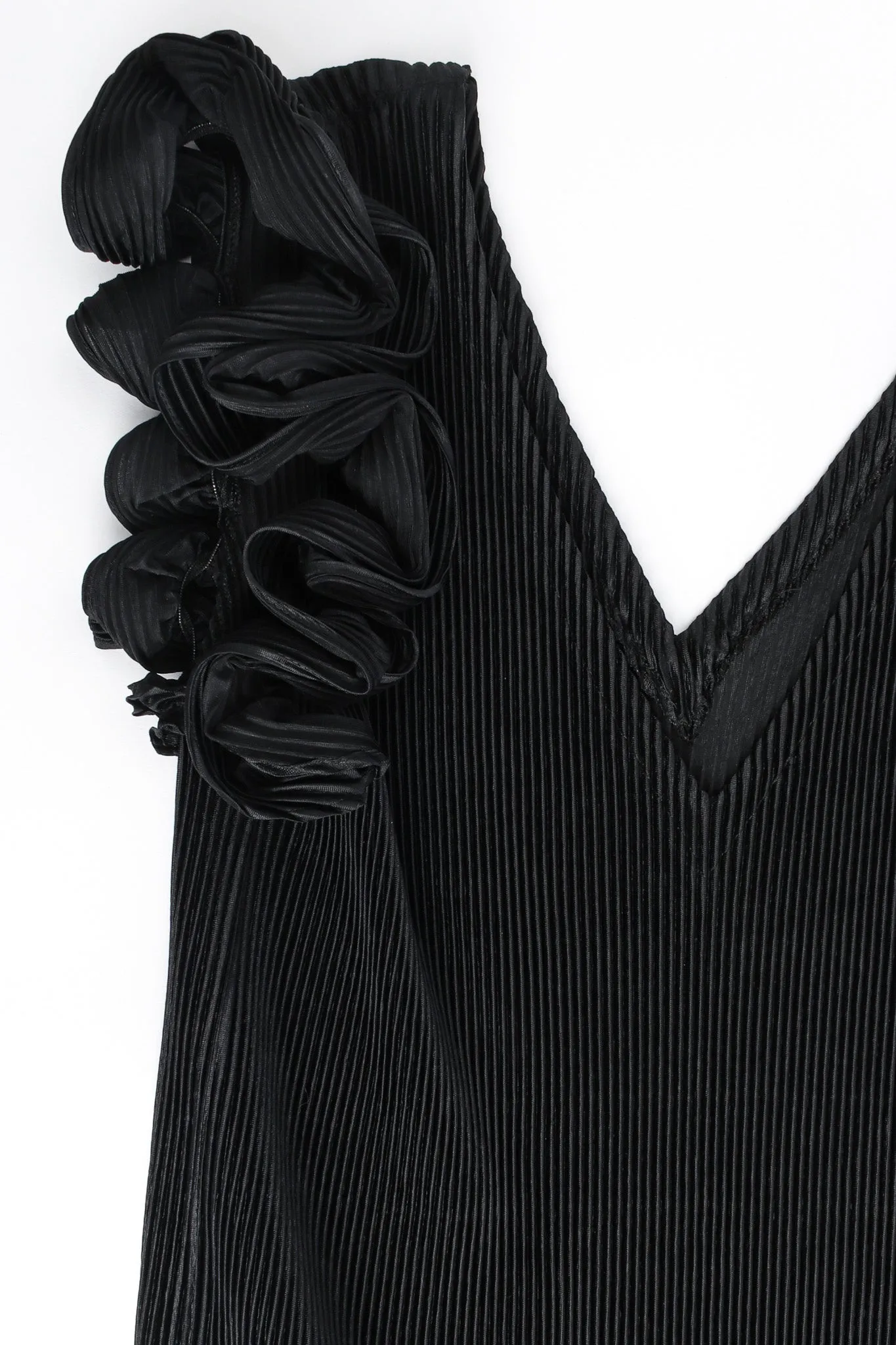 Plissé Pleat Tank & Scarf Set