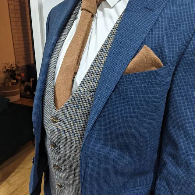 Rufus: Camel Tan Mens Pocket Square