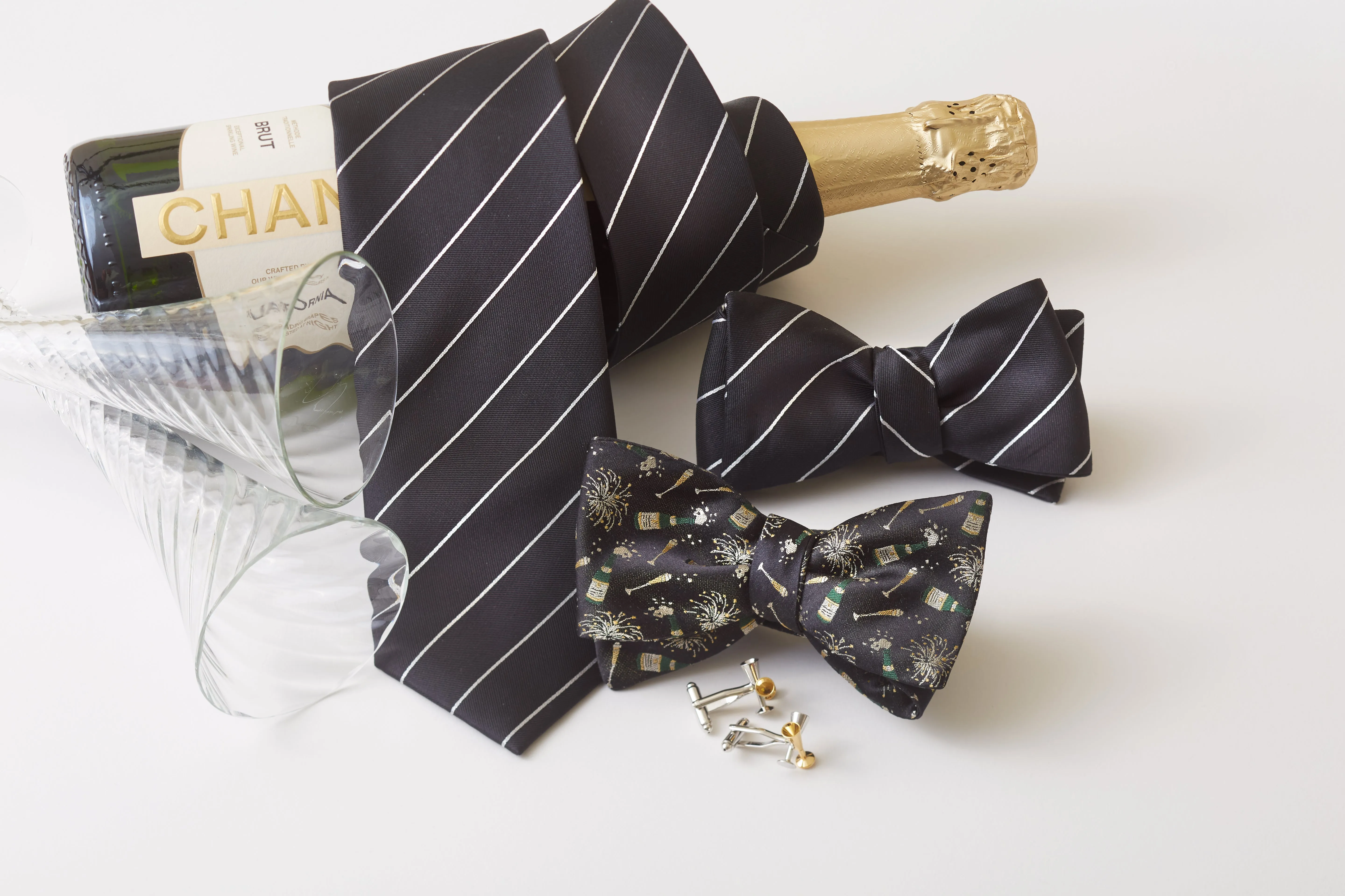 Sparks Way - bow ties