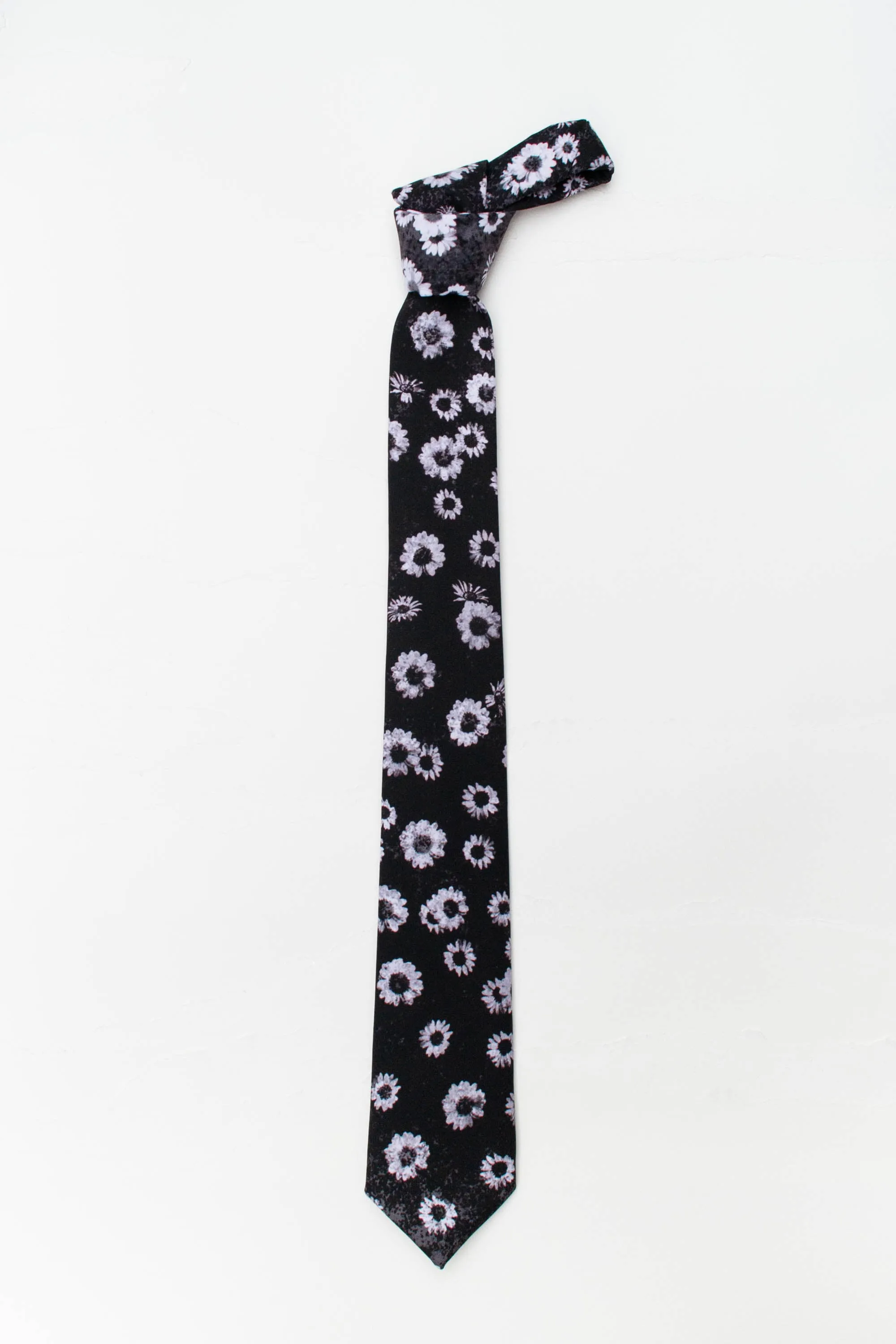 Takuro Tie