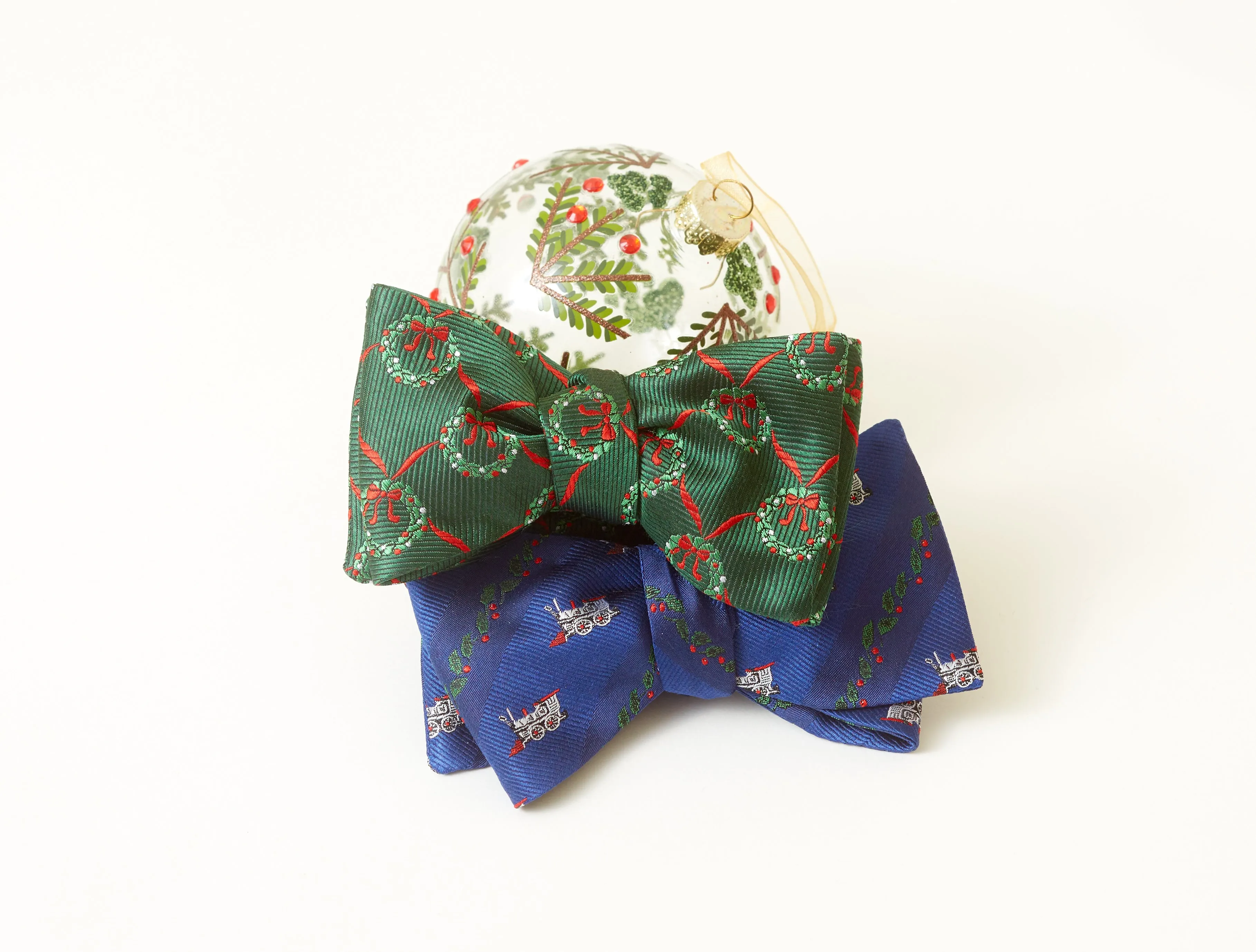 Wreathton - bow ties